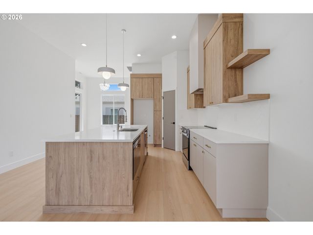 17003 Ne 95TH Cir, Vancouver, WA 98682