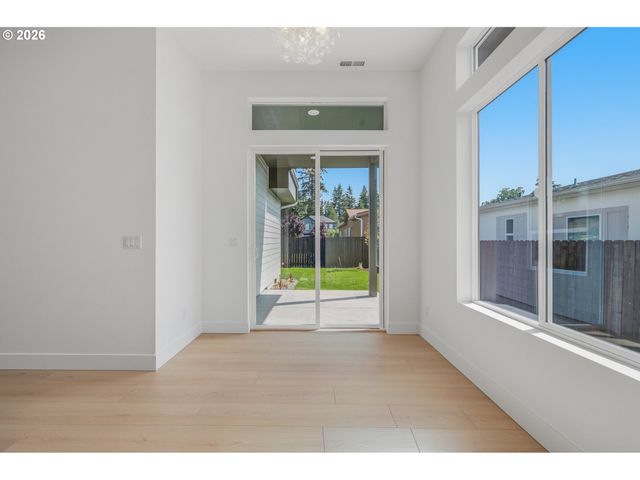 17003 Ne 95TH Cir, Vancouver, WA 98682