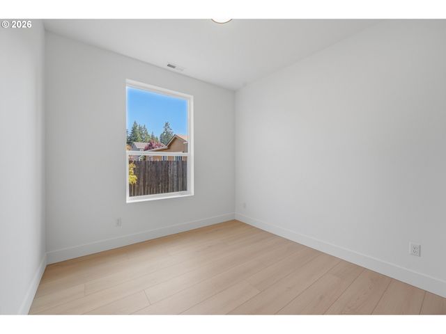 17003 Ne 95TH Cir, Vancouver, WA 98682