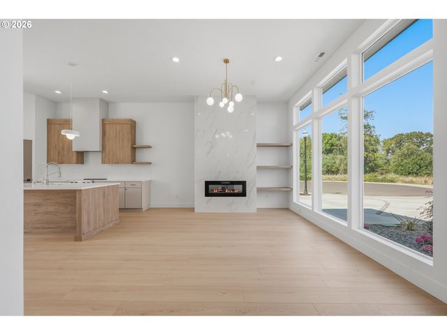 17003 Ne 95TH Cir, Vancouver, WA 98682