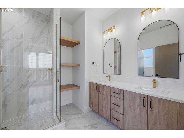 17003 Ne 95TH Cir, Vancouver, WA 98682