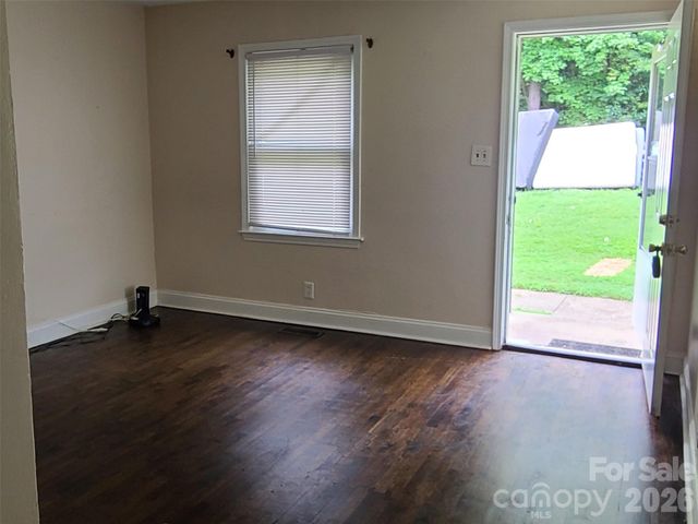 3106 Capitol Drive, Charlotte, NC 28208