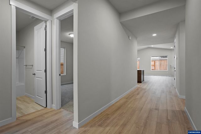 2637 NW Ninebark Dr, Corvallis, OR 97330