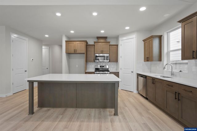 2637 NW Ninebark Dr, Corvallis, OR 97330