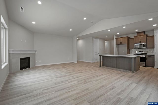 2637 NW Ninebark Dr, Corvallis, OR 97330