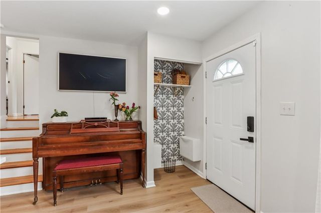 9231 W 100th Street, Overland Park, KS 66212