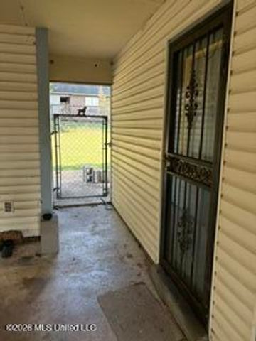 6645 Riverdale Road, Horn Lake, MS 38637