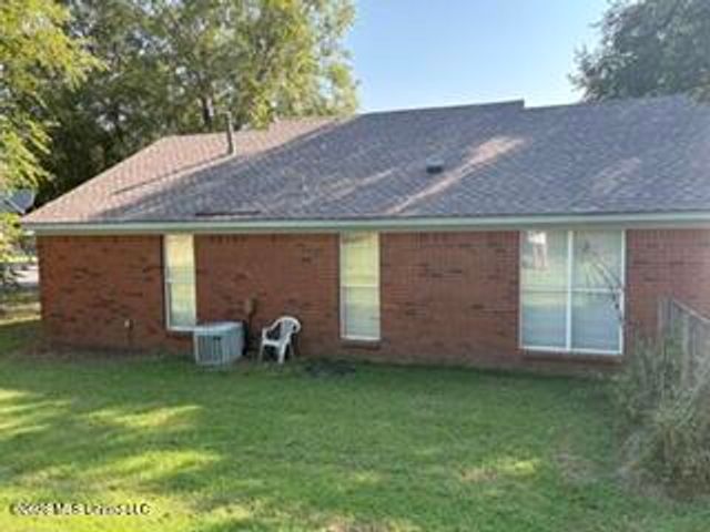 6645 Riverdale Road, Horn Lake, MS 38637