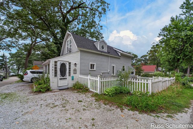 15831 Cherry Street, Spring Lake Twp, MI 49456
