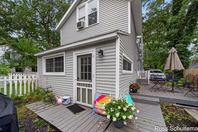15831 Cherry Street, Spring Lake Twp, MI 49456