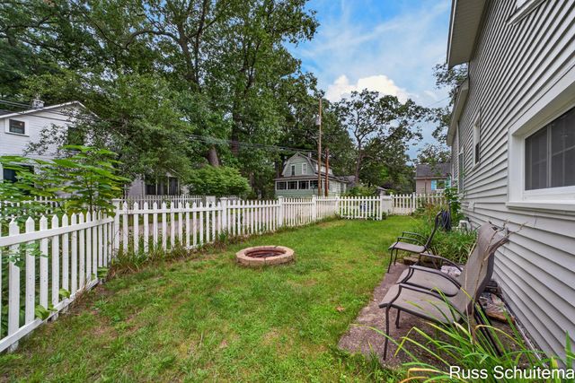 15831 Cherry Street, Spring Lake Twp, MI 49456