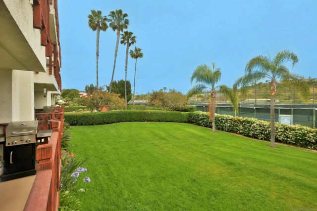 2003 Costa Del Mar 654, Carlsbad, CA 92009