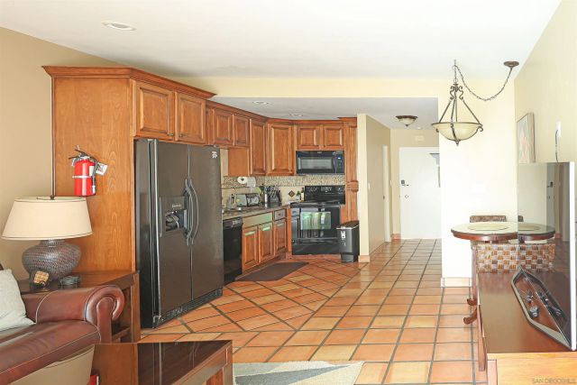 2003 Costa Del Mar 654, Carlsbad, CA 92009