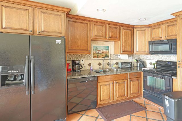 2003 Costa Del Mar 654, Carlsbad, CA 92009
