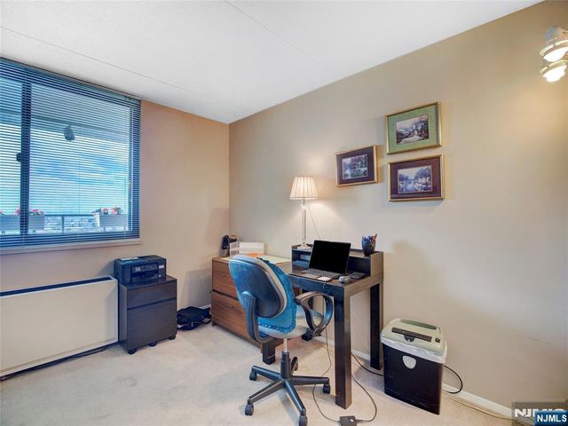 250 Gorge Road 22F, Cliffside Park, NJ 07010