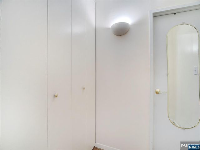 250 Gorge Road 22F, Cliffside Park, NJ 07010