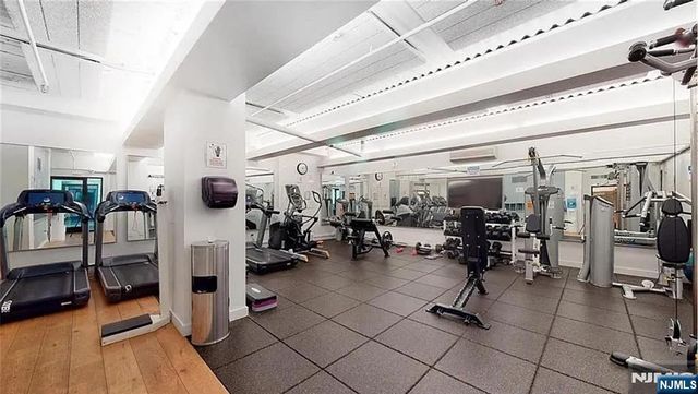 250 Gorge Road 22F, Cliffside Park, NJ 07010