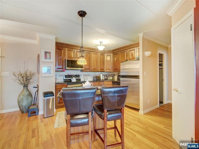 250 Gorge Road 22F, Cliffside Park, NJ 07010