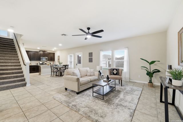 10734 Francisco Way, San Antonio, TX 78109