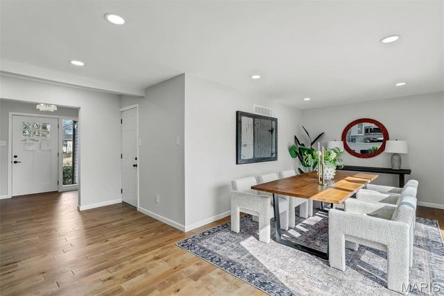 582 Brookhaven Court, Kirkwood, MO 63122