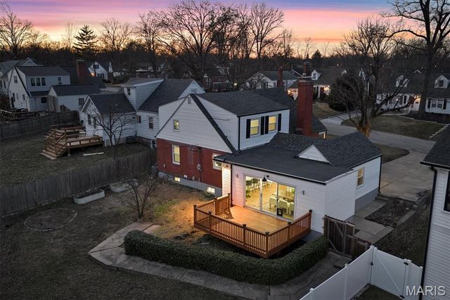 582 Brookhaven Court, Kirkwood, MO 63122