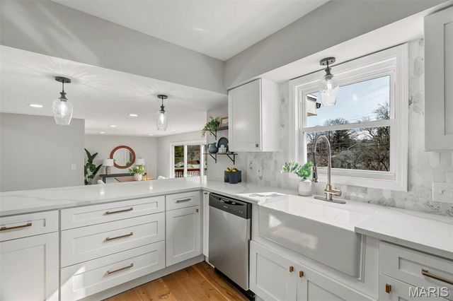 582 Brookhaven Court, Kirkwood, MO 63122