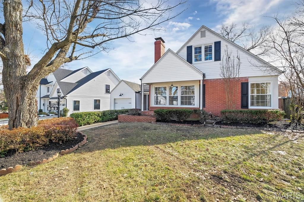 582 Brookhaven Court, Kirkwood, MO 63122