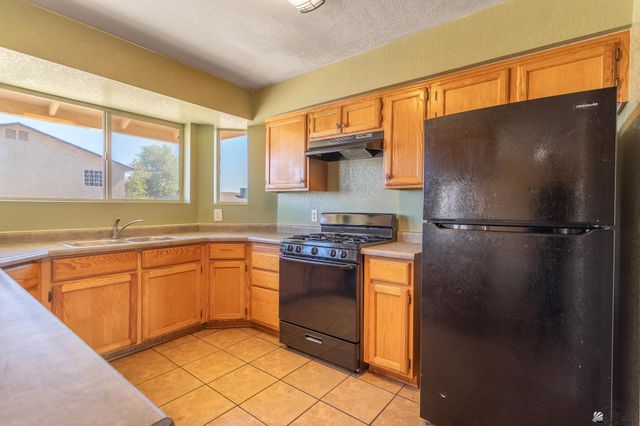 8678 E 25 ST, Yuma, AZ 85365