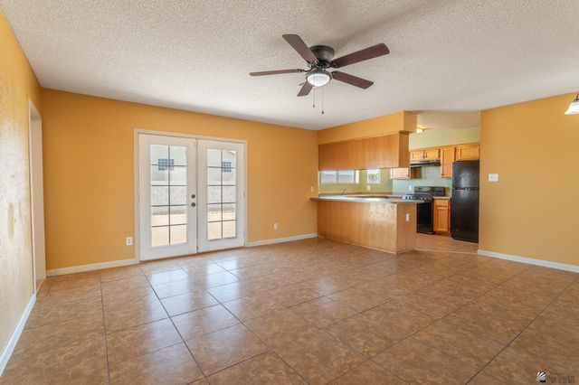 8678 E 25 ST, Yuma, AZ 85365