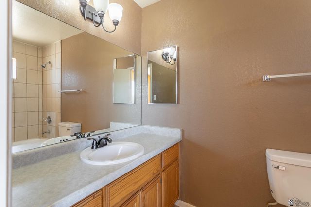 8678 E 25 ST, Yuma, AZ 85365
