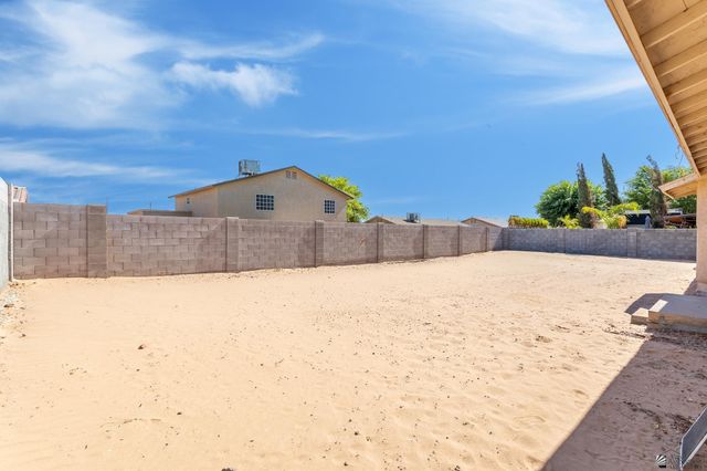 8678 E 25 ST, Yuma, AZ 85365