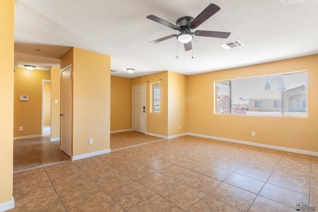 8678 E 25 ST, Yuma, AZ 85365