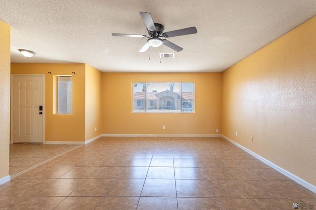 8678 E 25 ST, Yuma, AZ 85365