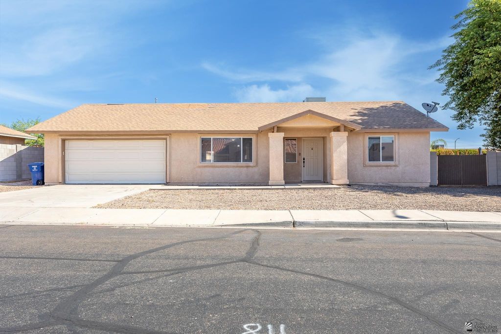 8678 E 25 ST, Yuma, AZ 85365