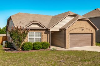 452 Golf Club Ln, Springfield, TN 37172