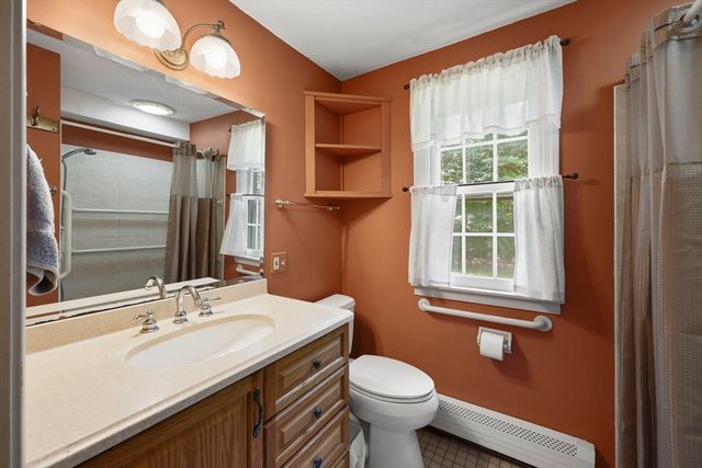 907 Main St, Wilbraham, MA 01095