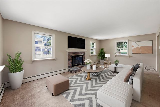 907 Main St, Wilbraham, MA 01095