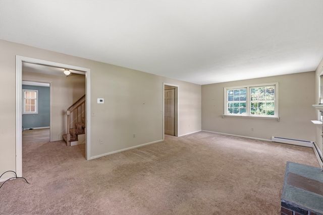 907 Main St, Wilbraham, MA 01095