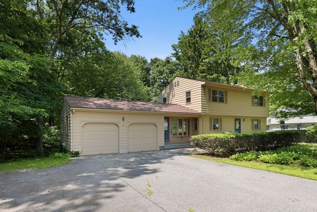 907 Main St, Wilbraham, MA 01095