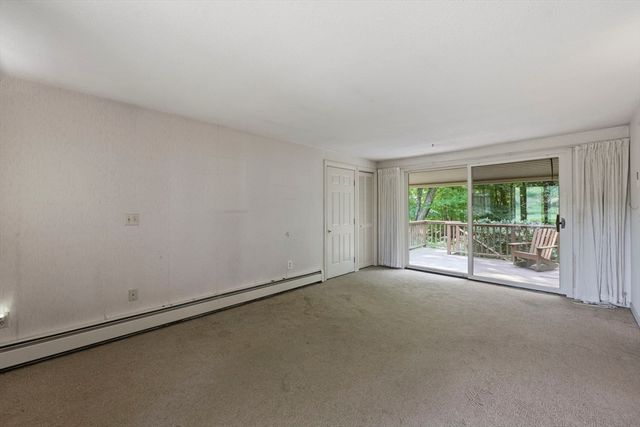 907 Main St, Wilbraham, MA 01095