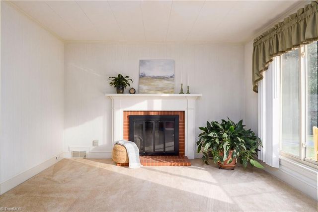 187 Red Sparrow Lane, Lexington, NC 27295