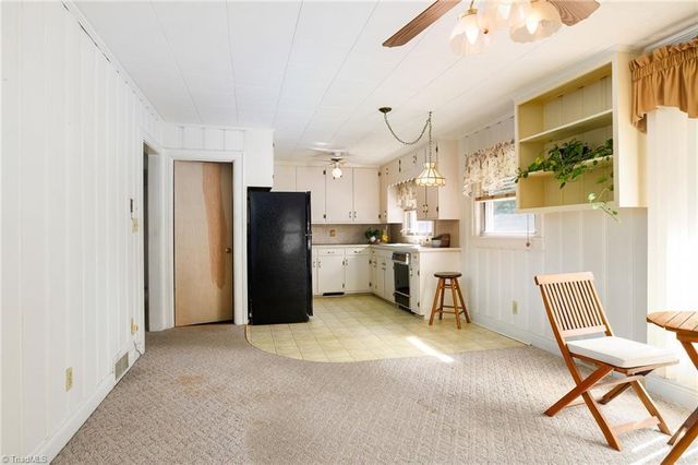 187 Red Sparrow Lane, Lexington, NC 27295