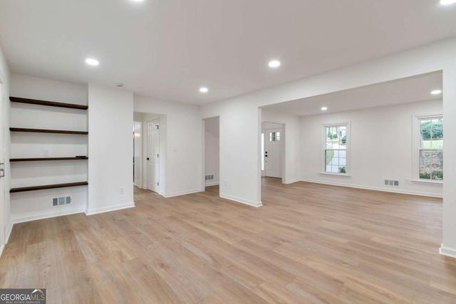 3839 Vinyard Way NE, Marietta, GA 30062