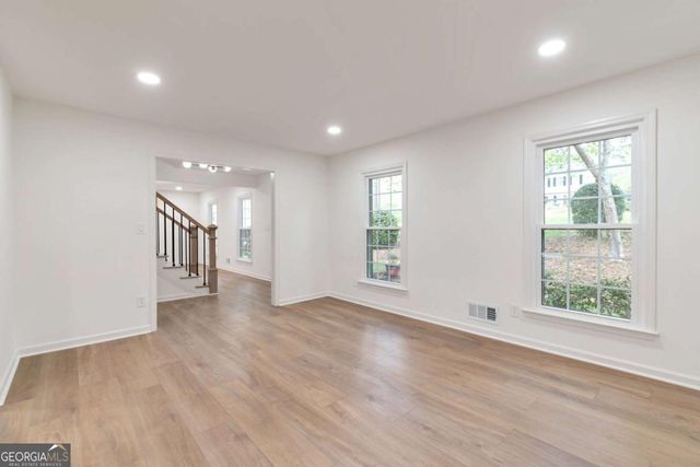 3839 Vinyard Way NE, Marietta, GA 30062