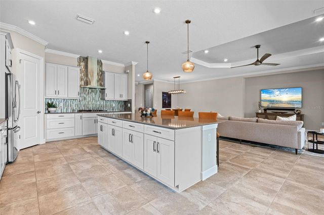 14817 MONTELLO WAY, Bradenton, FL 34211