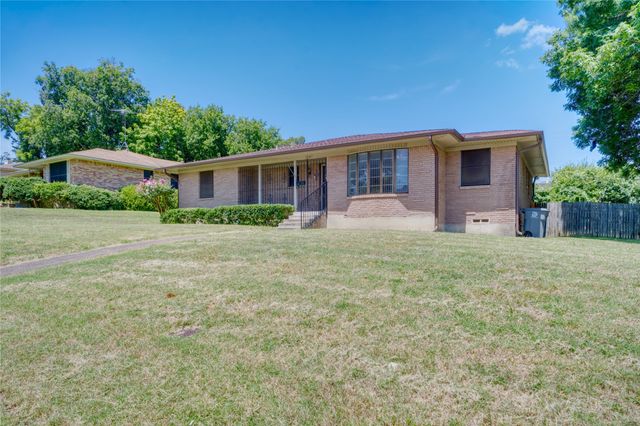 1247 Wagon Wheels Trail, Dallas, TX 75241