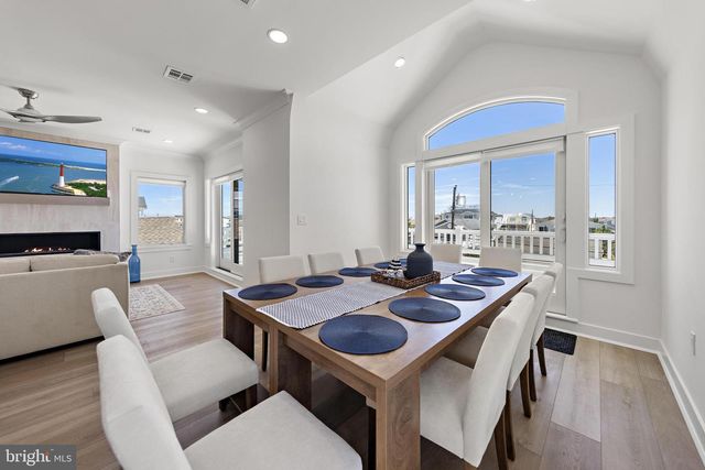 262 N 14TH ST, Surf City, NJ 08008