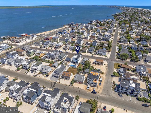 262 N 14TH ST, Surf City, NJ 08008