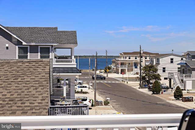 262 N 14TH ST, Surf City, NJ 08008