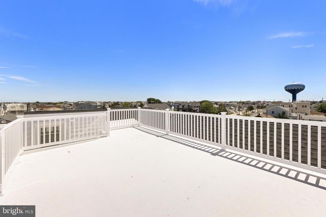262 N 14TH ST, Surf City, NJ 08008